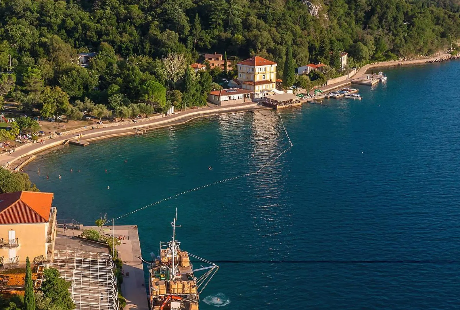 ***  Hotel Delfin Omišalj Kroatië