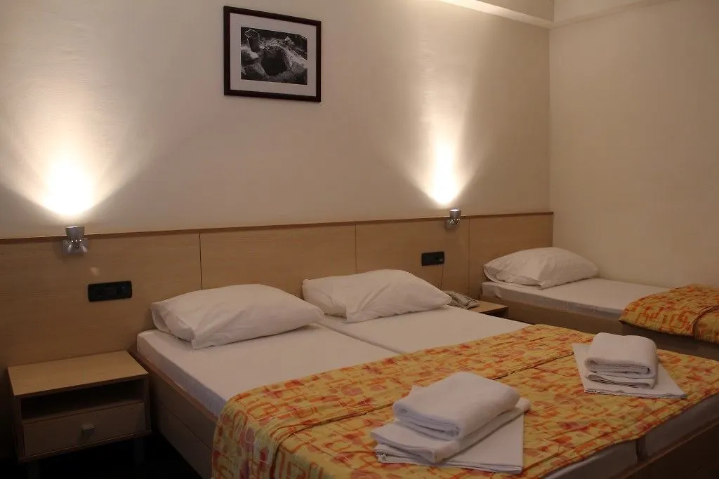 Hotel Delfin Omišalj Kroatië