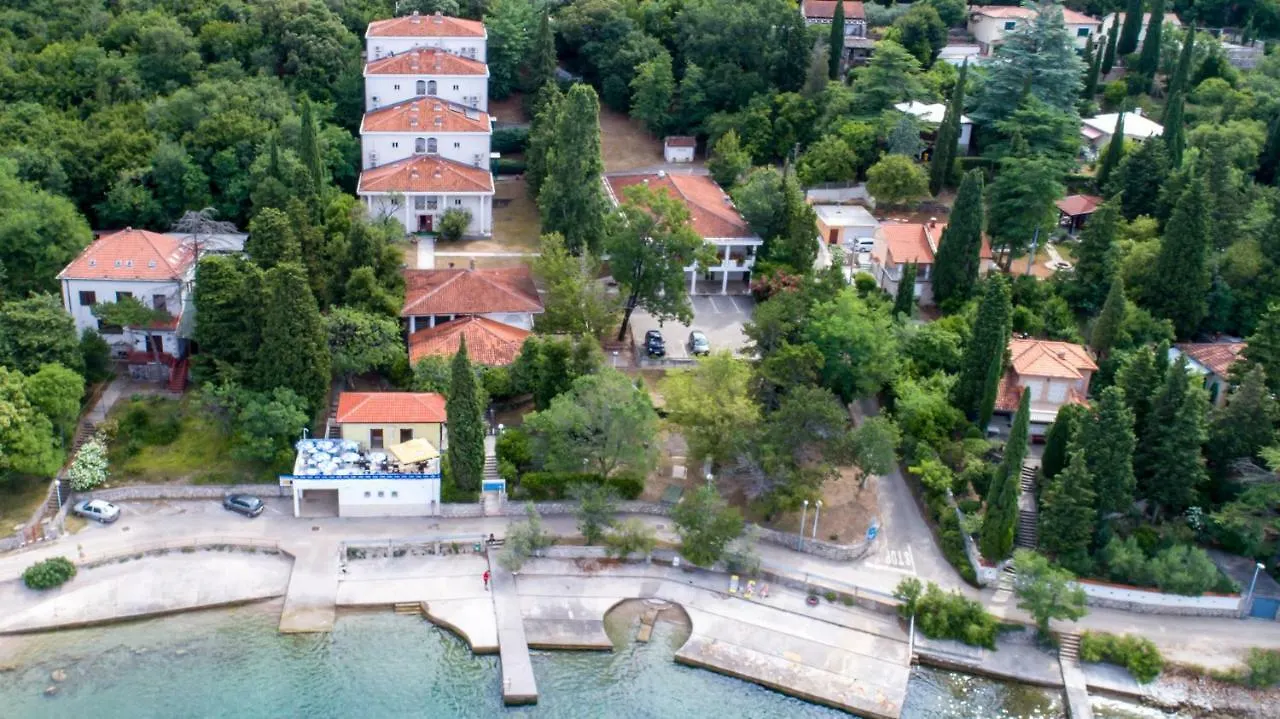 ***  Hotel Delfin Omišalj Kroatië